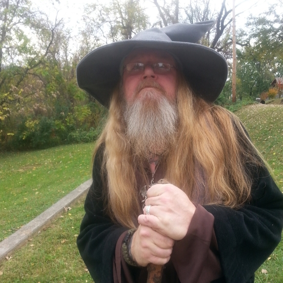 Meet your Posher, Hooter - Picture 4 of 16